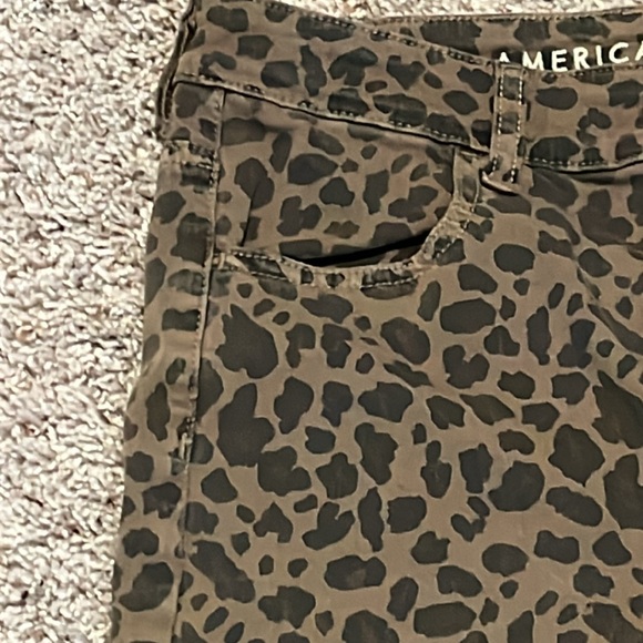 American Eagle Next Level Stretch Super Hi-Rise Jegging  Womens Jeans Size 4 - Picture 3 of 8